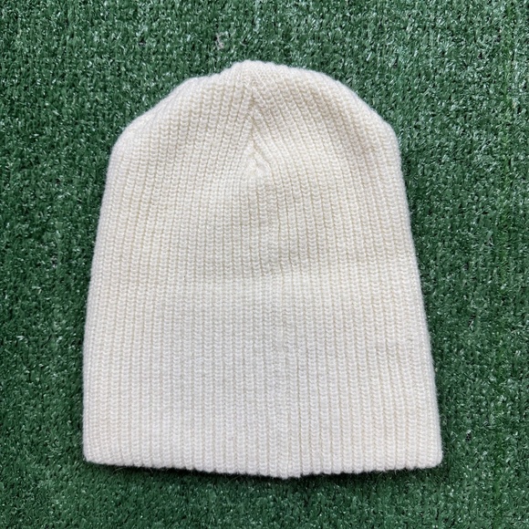 Free People Cable Ribbed Slouchy Beanie Bonnet Skull Cap Ladies One Size White - Picture 3 of 4